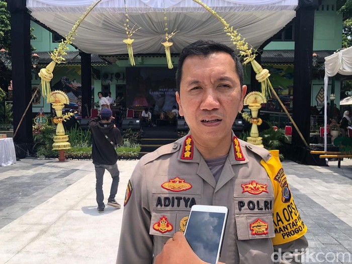 Kapolresta Jogja Kombes Aditya Surya Dharma ditemui di Kompleks Balai Kota Jogja, Senin (7/10/2024).