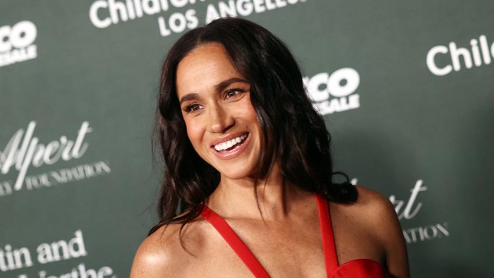 Meghan Markle LOS ANGELES, CALIFORNIA - OCTOBER 05: Meghan, Duchess of Sussex attends the 2024 Childrens Hospital Los Angeles (CHLA) Gala at L.A. Live Event Deck Top Floor Of The West Lot on October 05, 2024 in Los Angeles, California. (Photo by Tommaso Boddi/Getty Images)