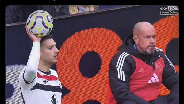 Meme Erik ten Hag Kena Caci Usai MU Gagal Menang Lagi