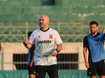 Liga 1: Ini Alasan Paulo Meneses Tangani Madura United