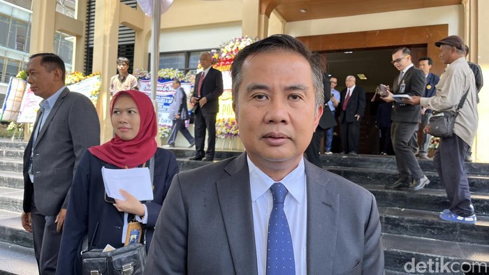 Pj Gubernur Jabar Bey Machmudin