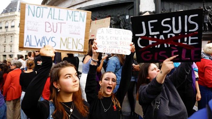 People attend a demonstration in support of rape victims and Gisele Pelicot, who was allegedly drugged and raped by men solicited by her husband Dominique Pelicot, as the trial continues, at the Place de la Republique in Paris, France, September 14, 2024. REUTERS/Abdul Saboor