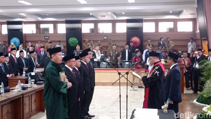 Rapat paripurna pengucapan sumpah pimpinan DPRD Kota Tasikmalaya.