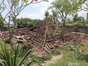 53 Rumah Rusak Diterjang Puting Beliung di Jembrana