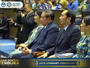 AHY Ujian Terbuka Promosi Doktor di Unair, SBY Hadir Beri Dukungan