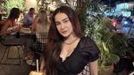Sebelum Melahirkan, Vicy Melanie Kulineran Romantis Bareng Kevin Aprilio