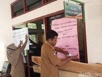 Guru Segel Ruang Kepsek SMKN 1 Larantuka Buntut Dugaan Korupsi Rp 321 Juta