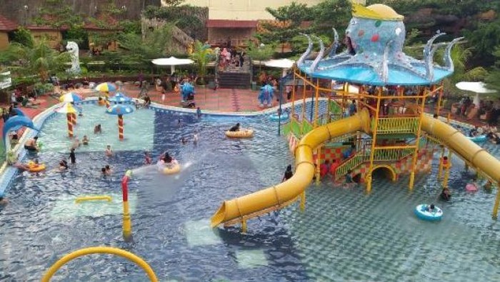 Slanik Waterpark Lampung