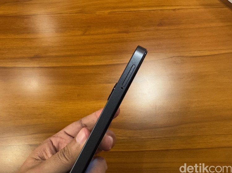 Tecno Spark Go 1