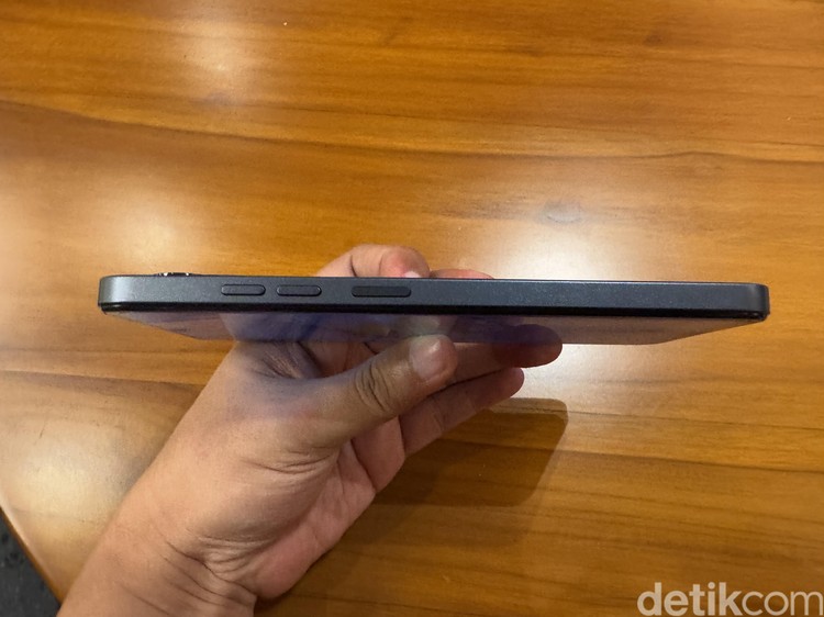 Tecno Spark Go 1