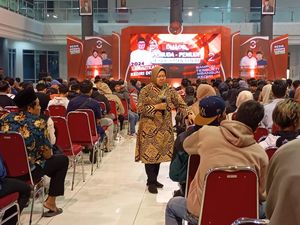 Temui Kaum Muda di Kediri, Risma Janji Siapkan Pelatihan Kewirausahaan