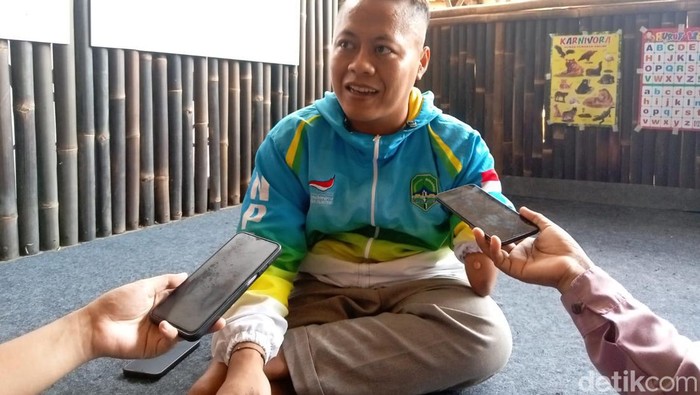 Workshop menulis berita di Sanggar Debu Jalanan