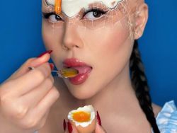 15 Makeup Ilusi yang Harus Dilihat Dua Kali Baru Ngeh