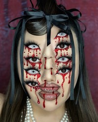 Makeup dari seniman Mimi Choi benar-benar mind blowing. Pantas saja followers-nya di Instagram sudah mencapai dua juta.