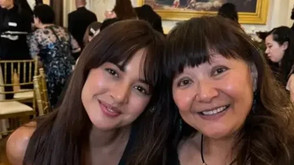 7 Gaya Kembar Aurelie & Calon Mertua Kondangan Bareng, Cantik Bergaun Hijau