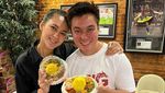 Momen Manis Baim Wong dan Paula Saat Masak dan Makan Berdua