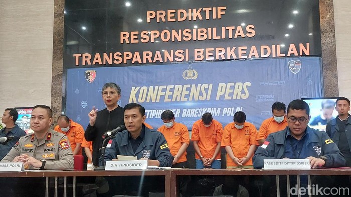 Bareskrim Polri membongkar sindikat judi online yang dikendalikan WN China. (Rumondang/detikcom)