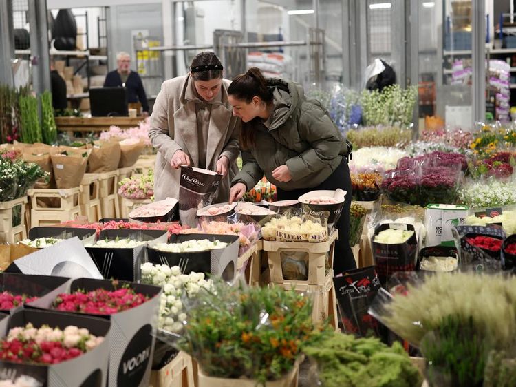 Berburu Bunga Segar di Pasar Kembang London
