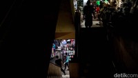 Kementerian Perdagangan mengakui deflasi tersebut memang merupakan pengaruh dari tingkat daya beli masyarakat. Apalagi menurut Direktur Jenderal Perdagangan Dalam Negeri Moga Simatupang saat ini banyak acara besar yang menurun.