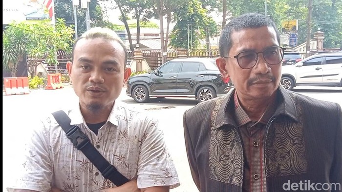 Kakak Nikita Mirzani khawatirkan keselamatan keponakannya.