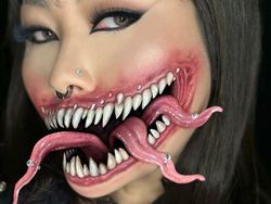 Aksi Kreator IG Merias Wajah Seram Bikin Tercengang