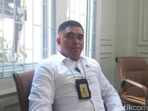 BPN Makassar Jelaskan Penyebab Antrean Pelayanan Membludak-Warga Berdesak