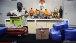 KPK Pamerkan Duit Rp 13 M Terkait Kasus Suap Gubernur Kalsel