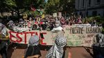 Mahasiswa di Kampus-kampus AS Demo Setahun Genosida Gaza