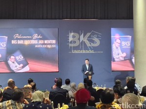 Luhut Apresiasi Budi Karya soal Pencapaian Kereta Cepat hingga Tol Laut