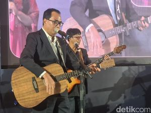 Budi Karya Terinspirasi Istrinya Buat Buku Underdog Jadi Menteri