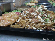 Huahh! Mie Semeru Level Evakuasi Pakai 45 Cabai Ada di Sini