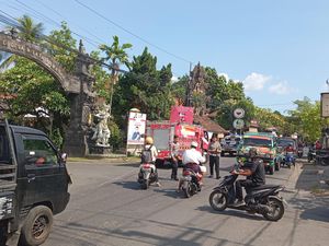 Mobil Damkar Kecelakaan Saat Menuju Lokasi Kebakaran di Klungkung