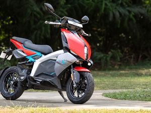 Ada Motor Listrik Baru yang Meluncur di Pameran IMOS 2024