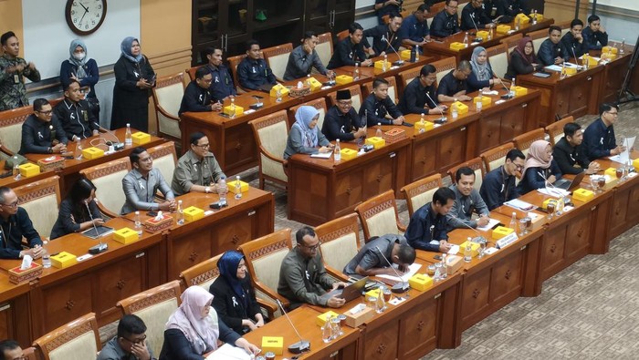 Para Hakim sampaikan keluh kesah di DPR RI