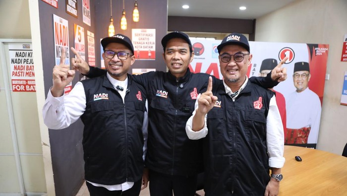 Paslon Wali Kota Batam dan Calon Wakil Wali Kota Batam nomor urut 1, Nuryanto-Hardi bersama UAS (Foto: Istimewa)