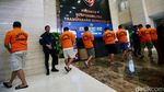 Penampakan Tumpukan Duit Barbuk Judol yang Dikendalikan WN China