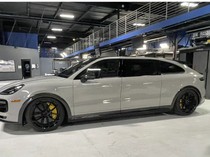 Mark Zuckerberg Sulap Porsche Cayenne Turbo GT Jadi Minivan Demi Sang Istri