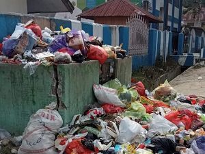 Petugas Kebersihan di Mamasa Mogok Kerja gegara Gaji 4 Bulan Belum Dibayar