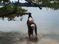 Aksi Nekad Content Creator Ini Bikin Ngakak