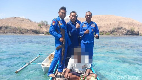 Pelaku pengebom ikan saat ditangkap di perairan Maukaro, Kabupaten Ende, NTT, Rabu (9/10/2024). (Dok. Ditpolairud Polda NTT).