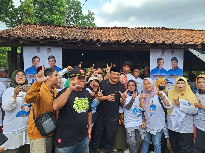 Calon Gubernur Jawa Tengah (Jateng) Ahmad Luthfi bakal menggenjot produksi susu sapi di Jateng