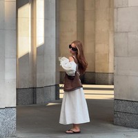 Balasan Jilly pun mendapat tepukan dari netizen. Banyak juga yang membelanya dan mengatakan bahwa Lidl adalah sebuah tempat yang bagus dan menyediakan makanan yang enak. “Balasanmu legendaris,” “Semua orang suka Lidl, mereka hanya iri padamu,” kata netizen.Foto: Instagram Jilly Isabella