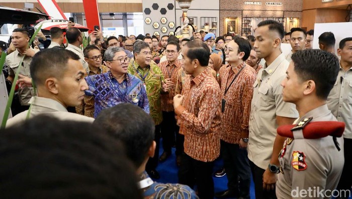 Trade Expo ke-39 resmi digelar di ICE, BSD. Acara itu dibuka langsung oleh Presiden Joko Widodo.