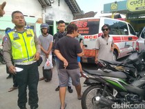 Chevrolet Seruduk 3 Motor di Jalan Godean, Sempat Bikin Lalin Macet