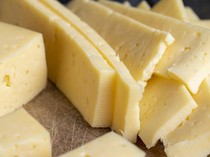Duh! Singapura Tarik Produk Keju usai Ada Potensi Kontaminasi Bakteri