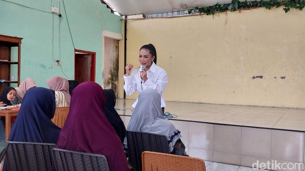 Kris Dayanti kampanye