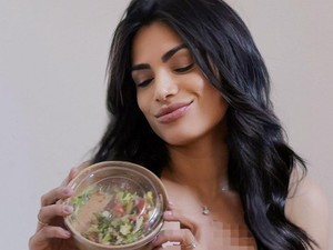 Bawa Bekal Diet yang Baunya Semerbak, Model Ditegur Pramugari