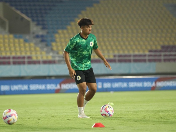 Penyerang muda PSS Sleman, Achmad Zidan Ar Rosyid. Diunggah Rabu (9/10/2024).