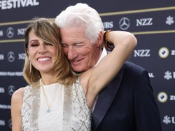 Pertama Kali Kenalan, Richard Gere Dikira George Clooney oleh Istri