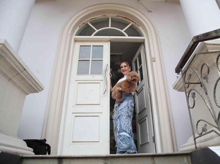 Rumah Atas Mal di Kelapa Gading